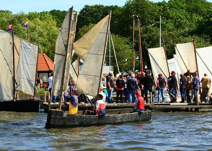 Luerssen Direkt Am Steinhuder