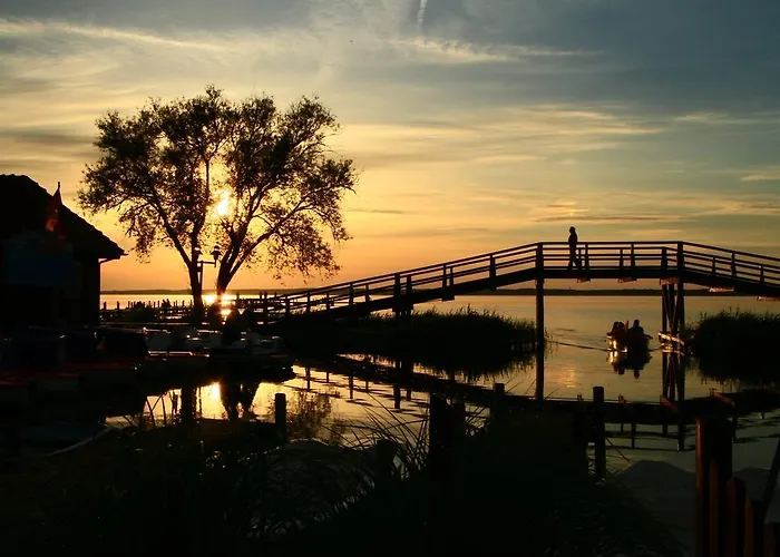 Luerssen Direkt Am Steinhuder 酒店 *